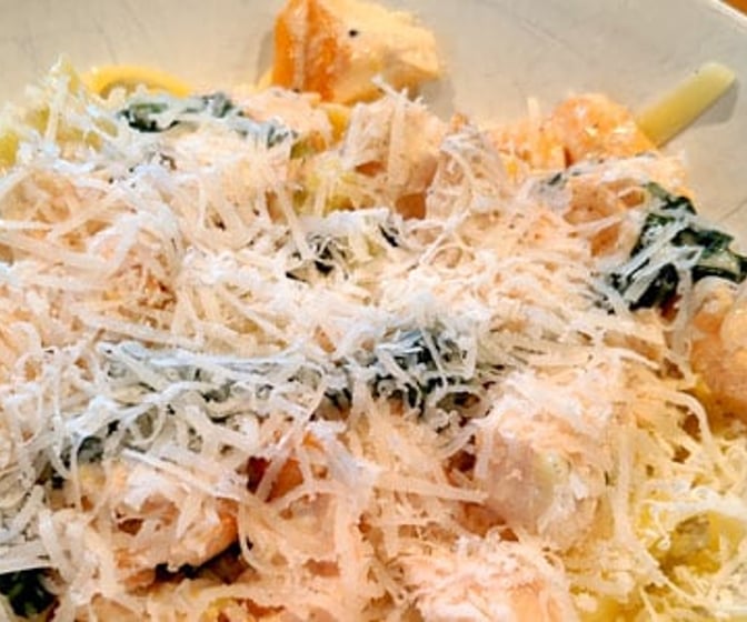 Pasta med krämig lax