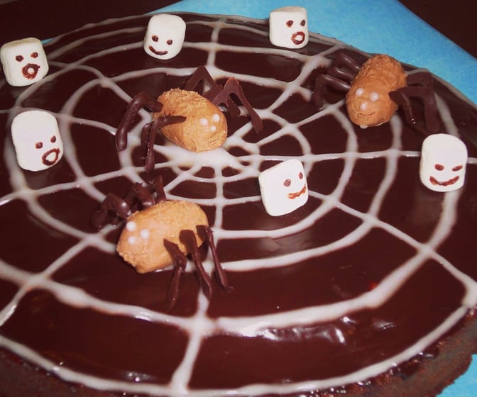 Glutenfri Halloweentårta (fransk chokladtårta)
