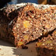 Bönbröd på havre, frukt &amp; nötter